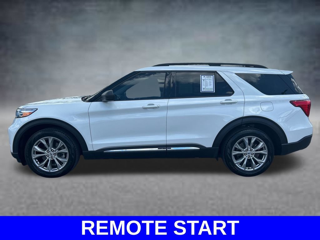 Used 2023 Ford Explorer XLT w/ Equipment Group 202A RWD image 8
