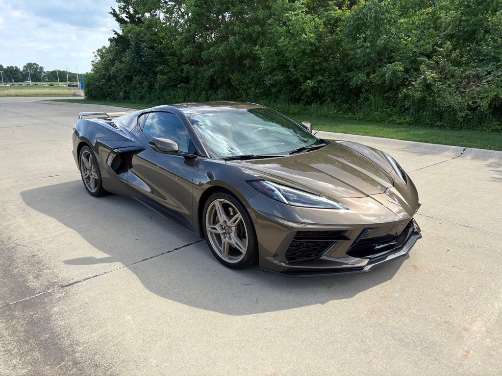 Used 2021 Chevrolet Corvette Stingray Preferred Cpe w/ Z51 Performance Package RWD image 11