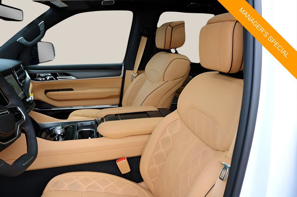 New 2026 Jeep Grand Wagoneer Summit AWD/4WD image 13