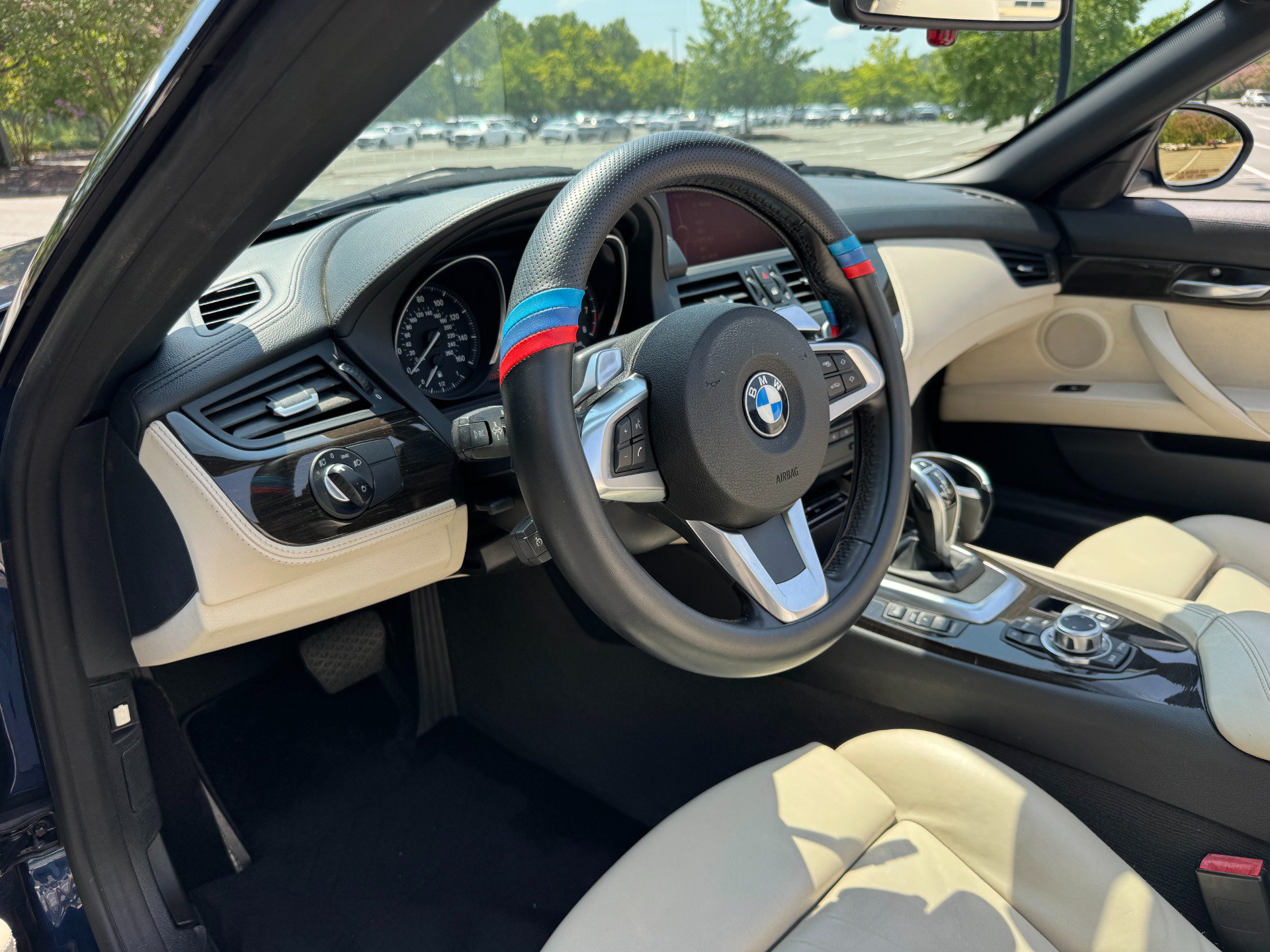 Used 2011 BMW Z4 sDrive35i RWD image 36