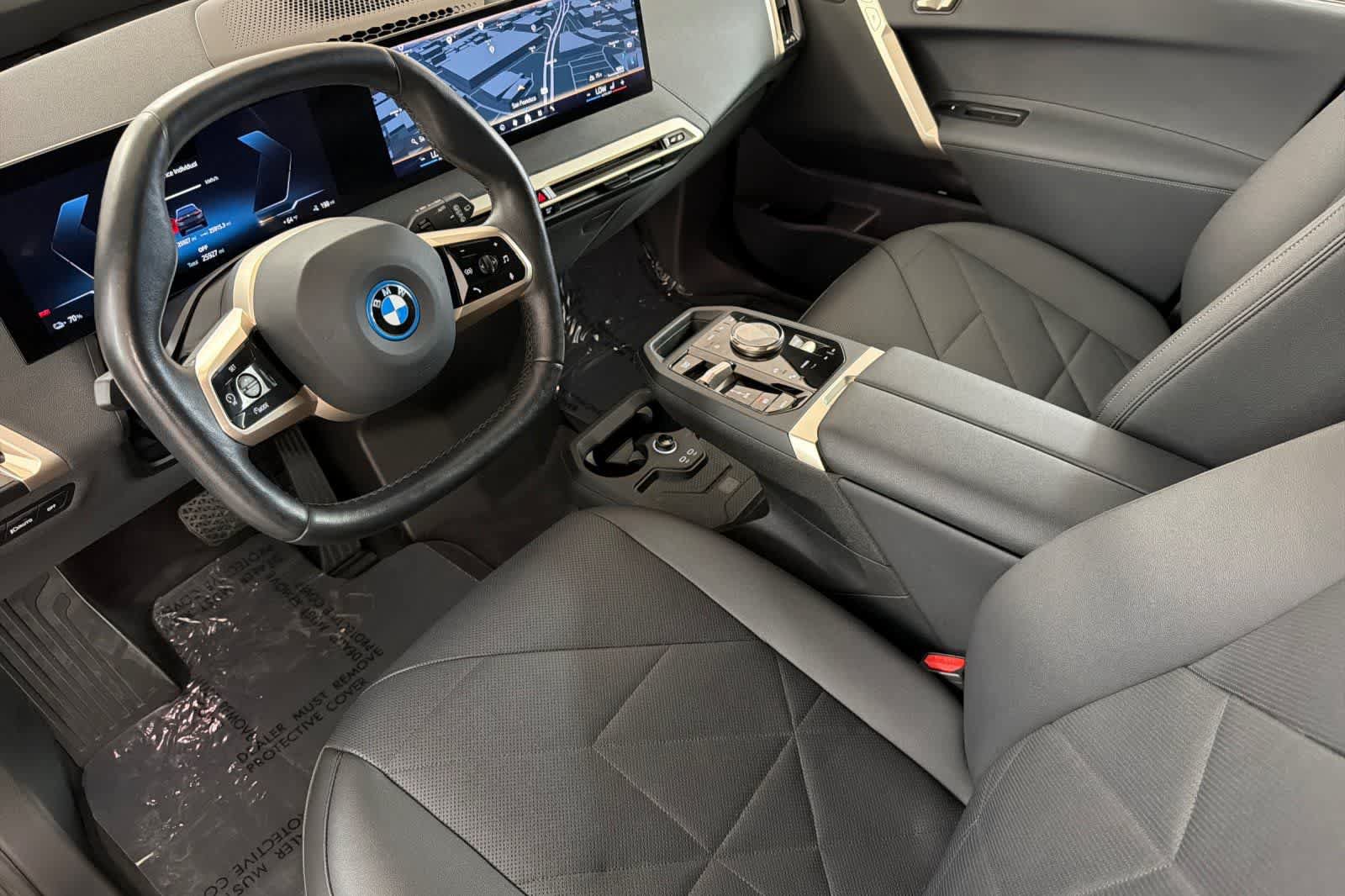 Used 2024 BMW iX xDrive50 w/ Sport Package AWD/4WD image 11