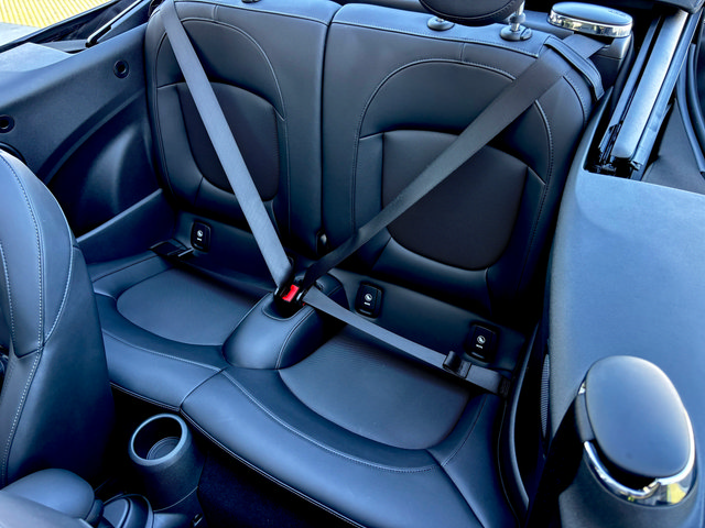 Used 2024 MINI Cooper S FWD image 46