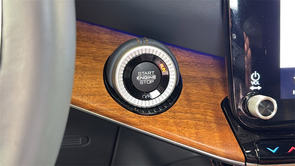 Used 2022 Jeep Grand Wagoneer Series II image 34