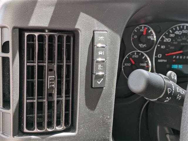 New 2025 Chevrolet Express 3500 w/ Power Convenience Package image 15