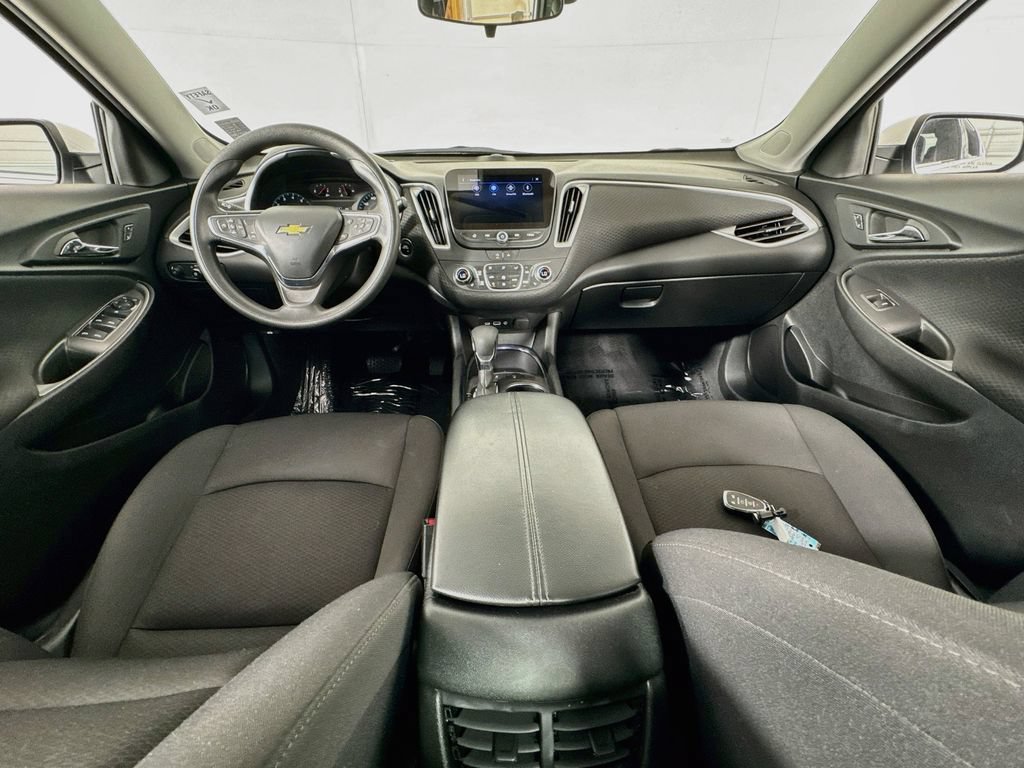 Used 2024 Chevrolet Malibu LT FWD image 26