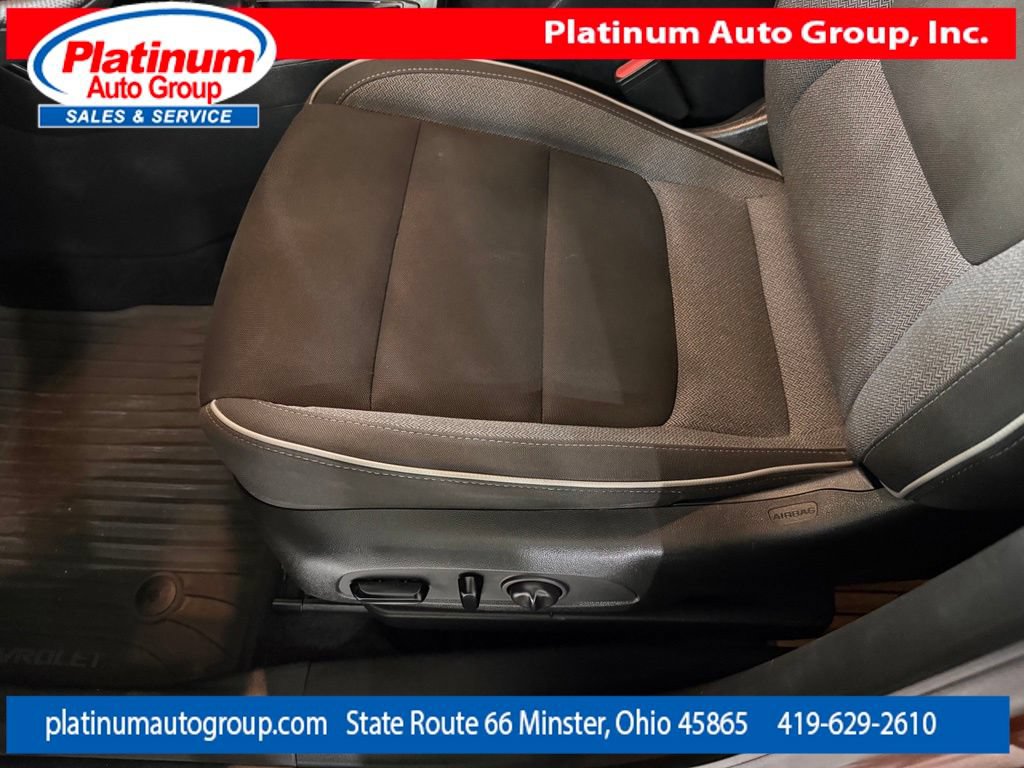 Used 2021 Chevrolet TrailBlazer LT FWD image 12