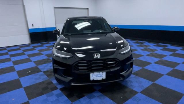 Certified 2025 Honda HR-V Sport image 3