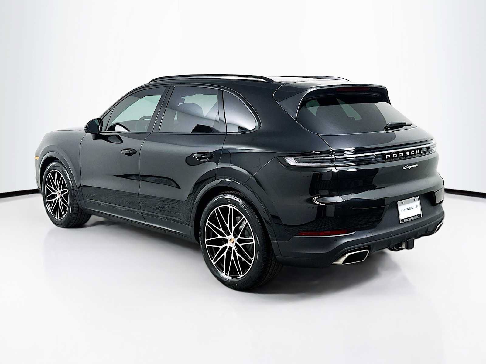 New 2026 Porsche Cayenne AWD/4WD image 3