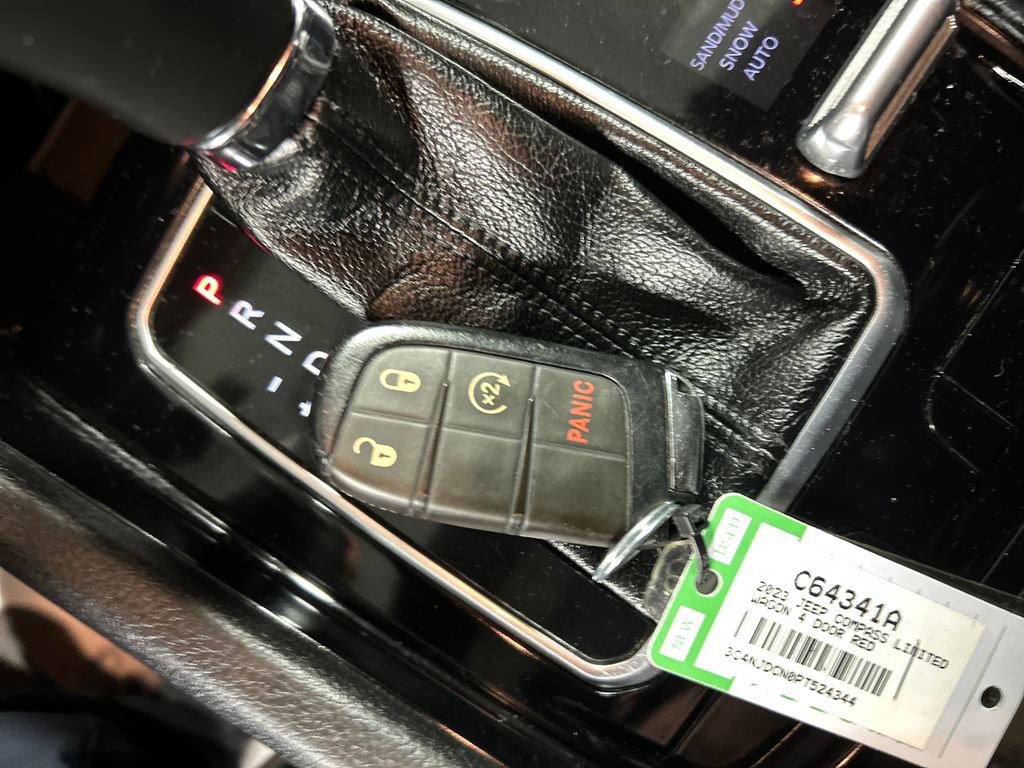 Used 2023 Jeep Compass Limited image 21