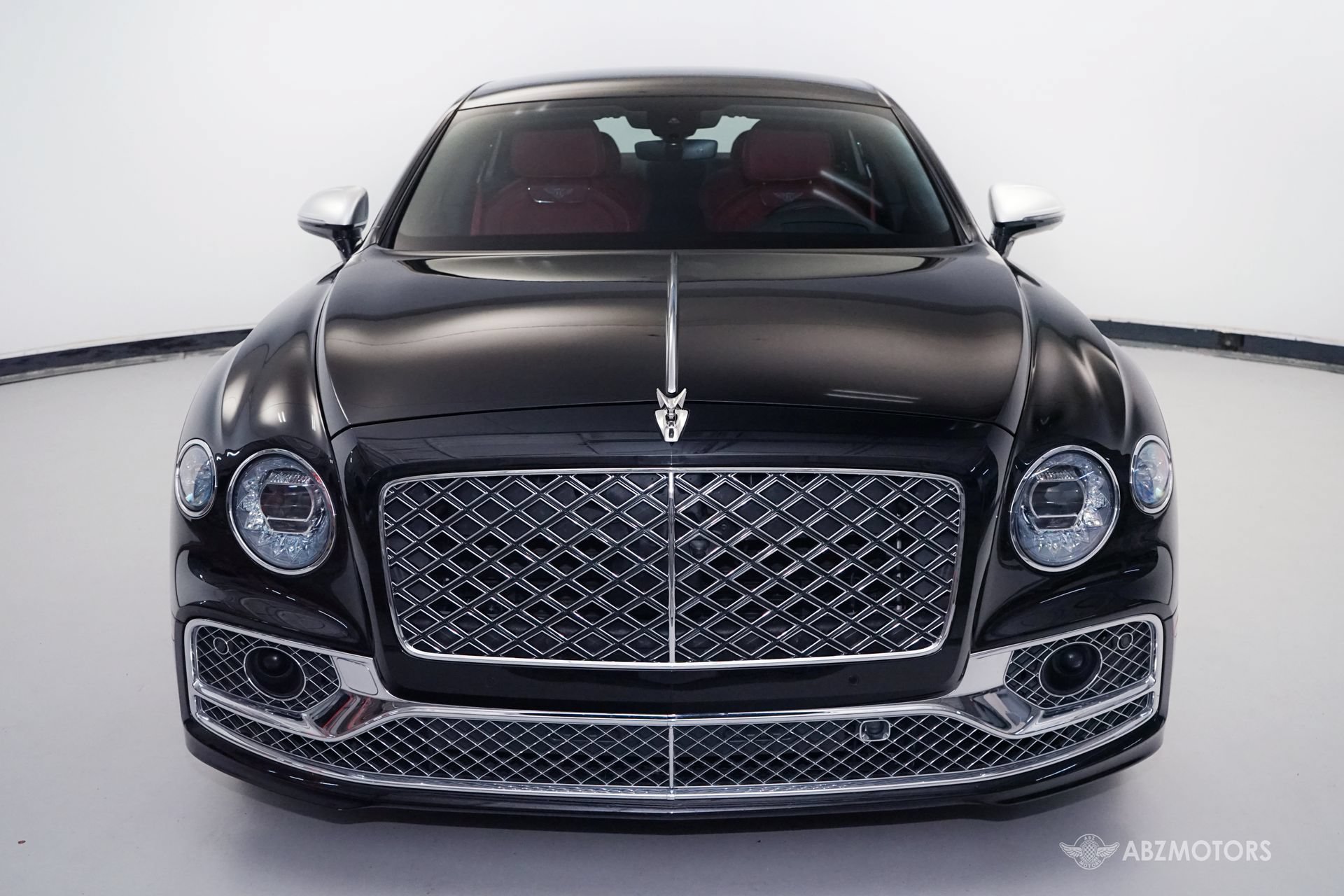 Used 2022 Bentley Flying Spur Plug-In Hybrid AWD/4WD image 3