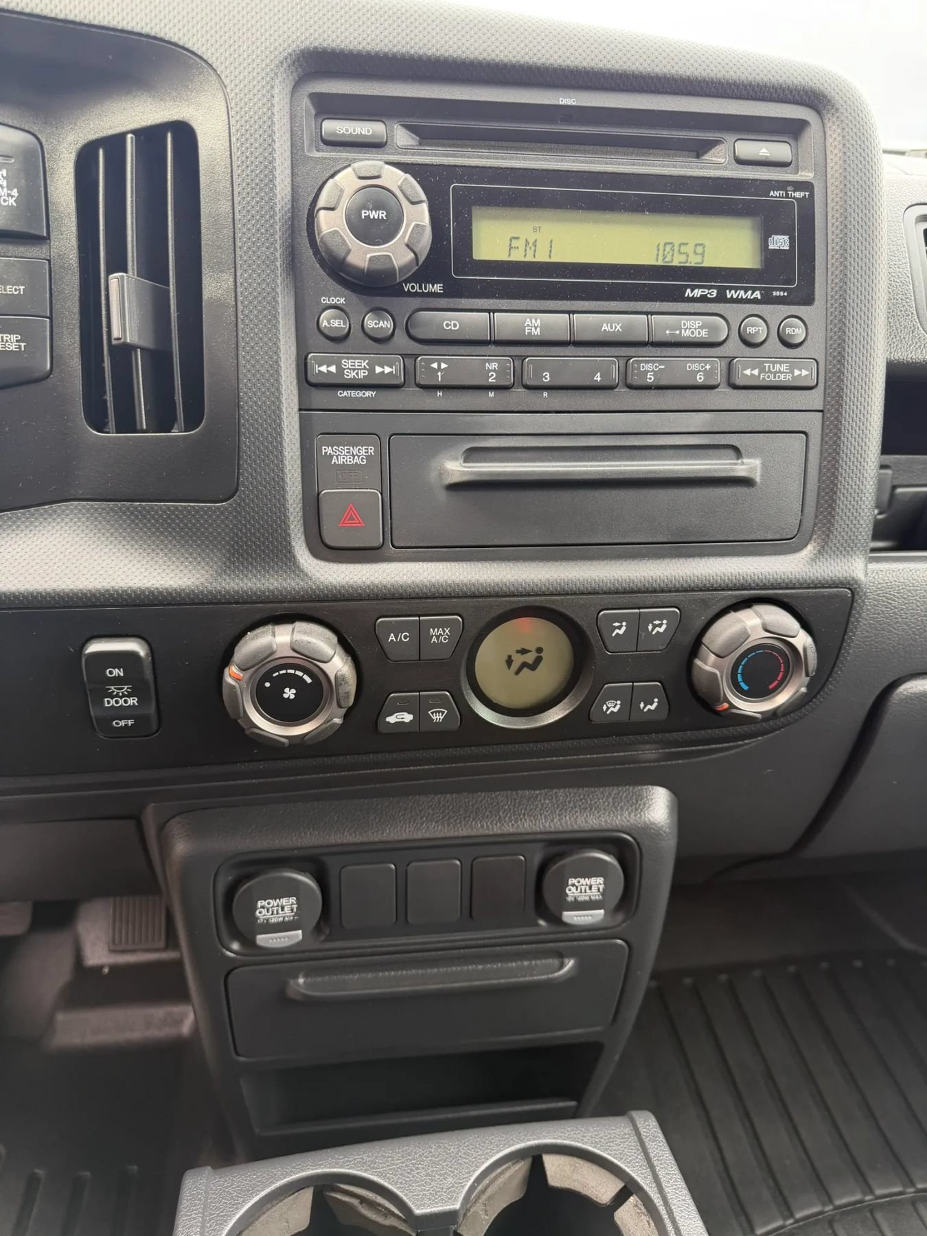 Used 2013 Honda Ridgeline Sport image 25