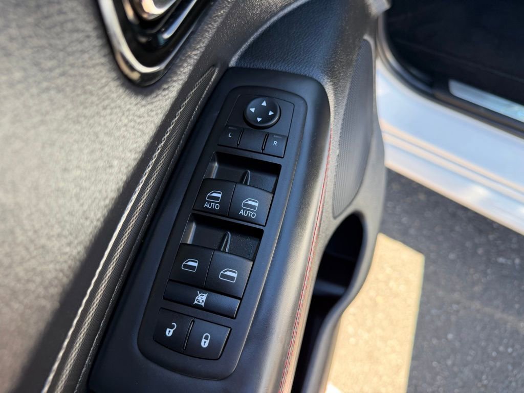 Used 2024 Dodge Durango R/T AWD/4WD image 13