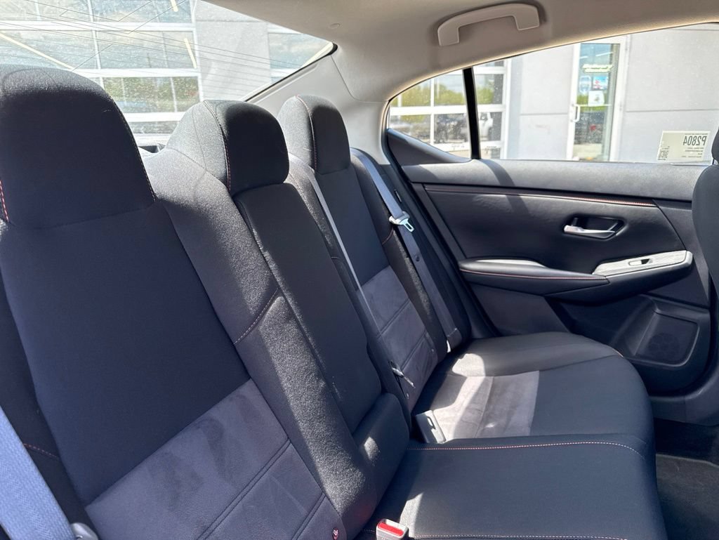 Used 2025 Nissan Sentra SR FWD image 41