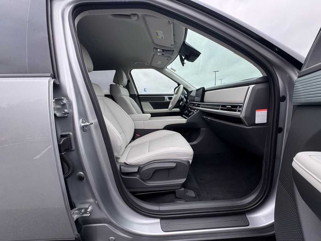 Certified 2026 Hyundai Santa Fe SEL AWD/4WD image 25