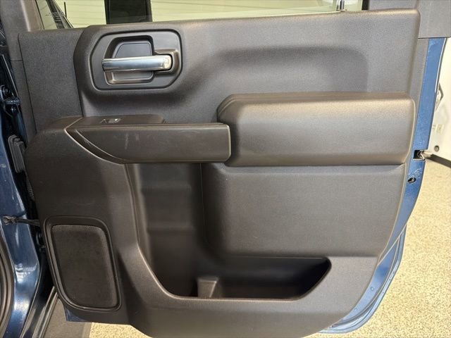 Used 2022 Chevrolet Silverado 2500 Custom w/ Custom Value Package AWD/4WD image 21