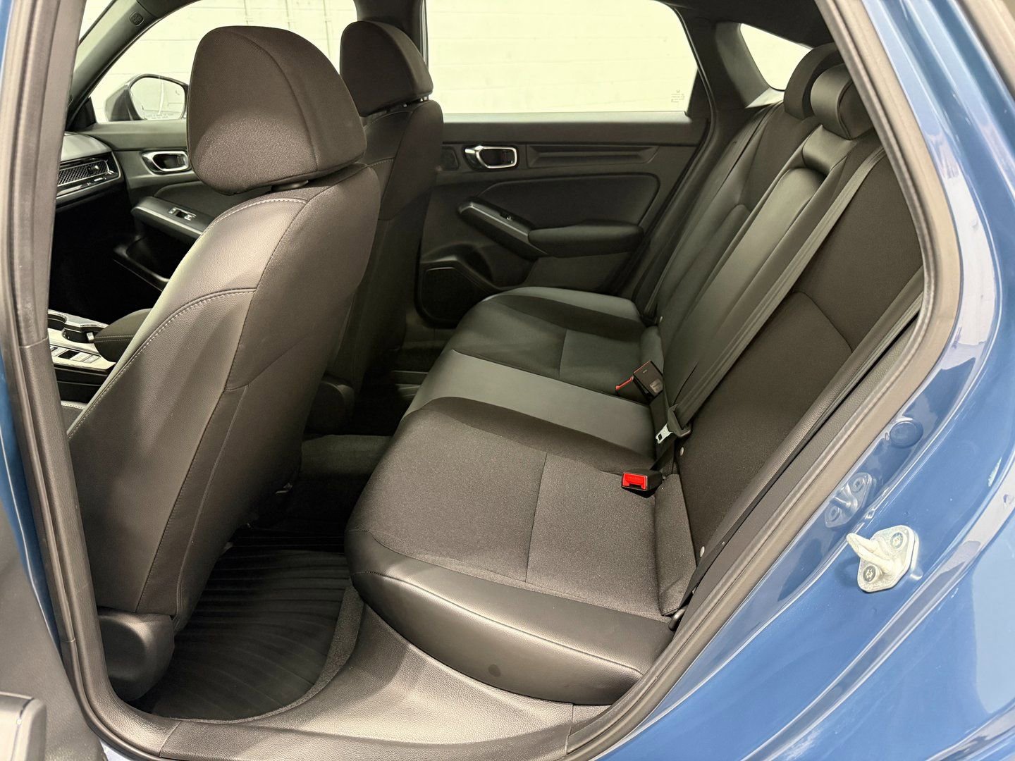 Used 2025 Honda Civic Sport image 40