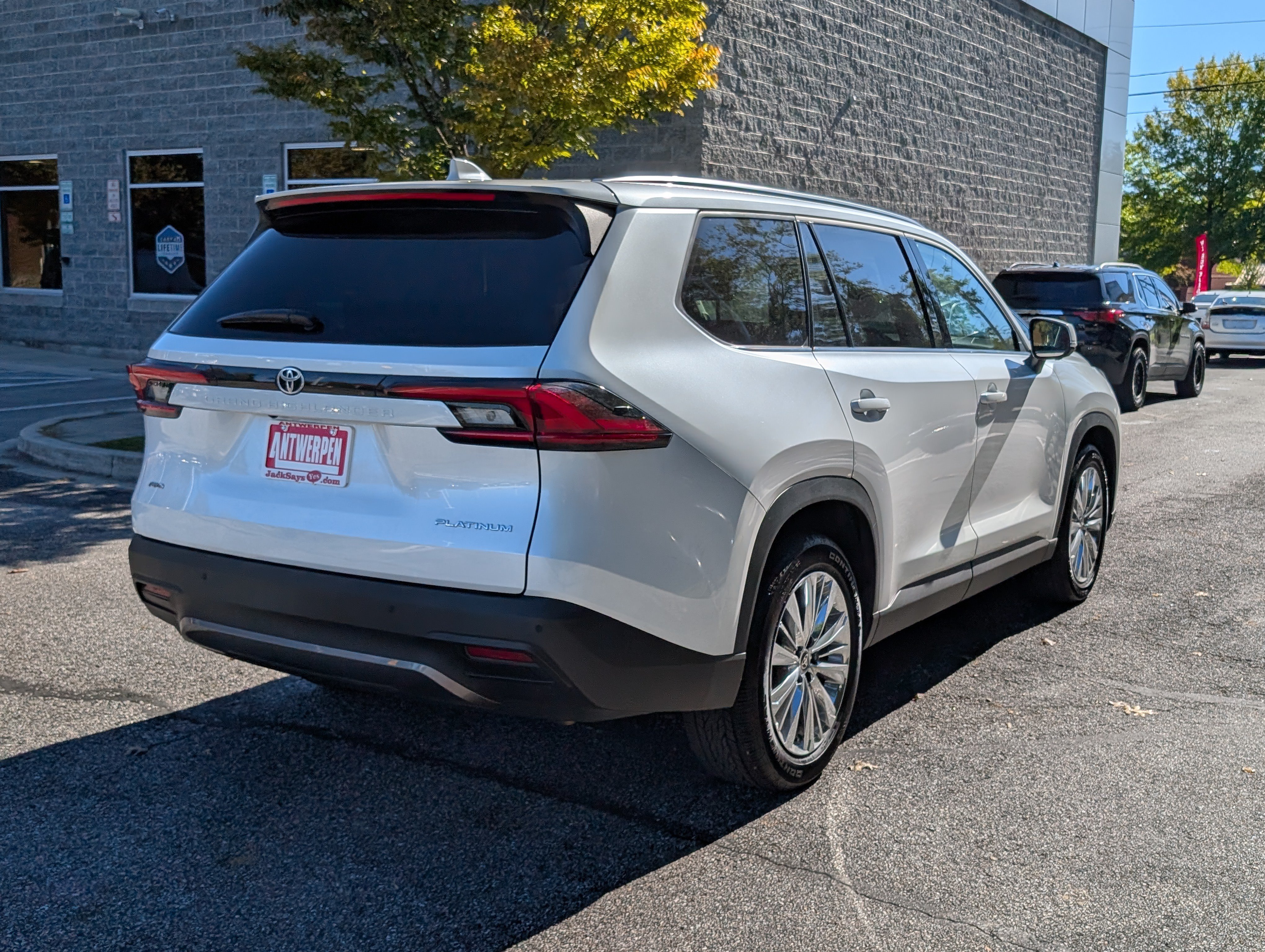 Used 2026 Toyota Grand Highlander AWD image 3