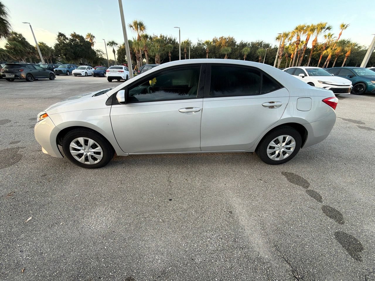 Used 2015 Toyota Corolla L FWD image 2