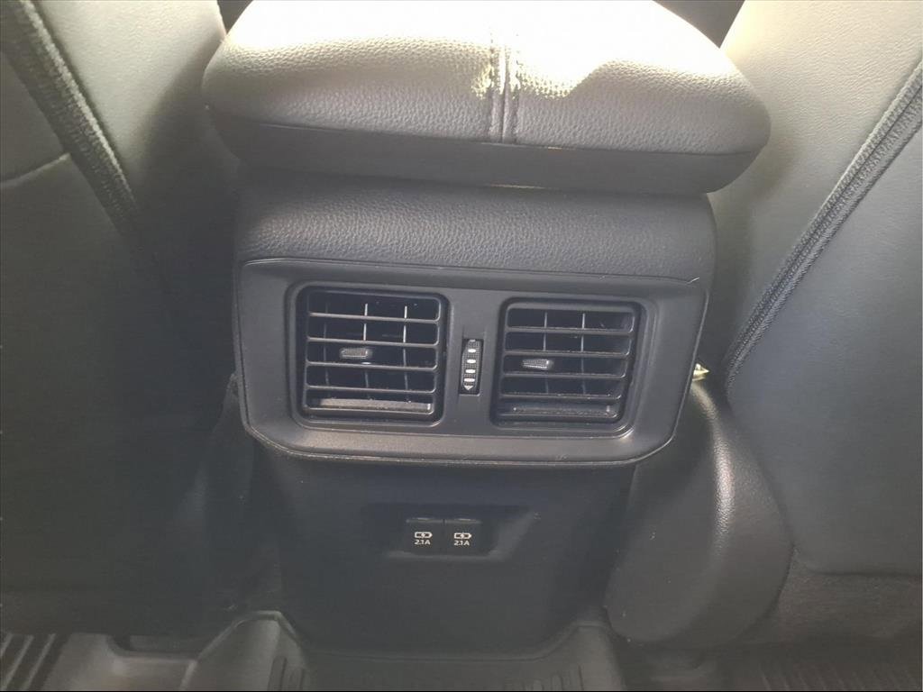 Used 2019 Toyota RAV4 Limited image 21