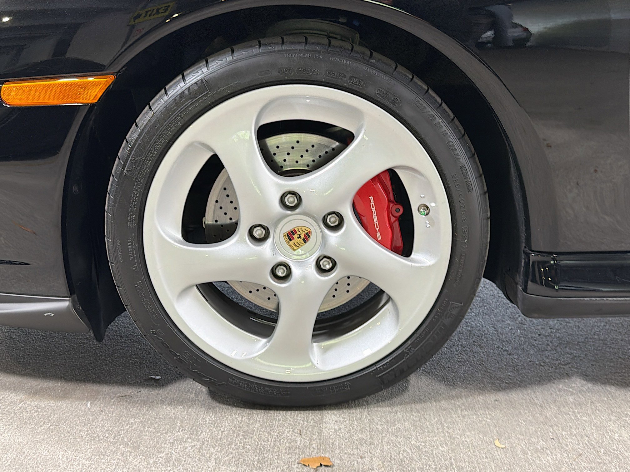 Used 2005 Porsche 911 Turbo AWD/4WD image 36