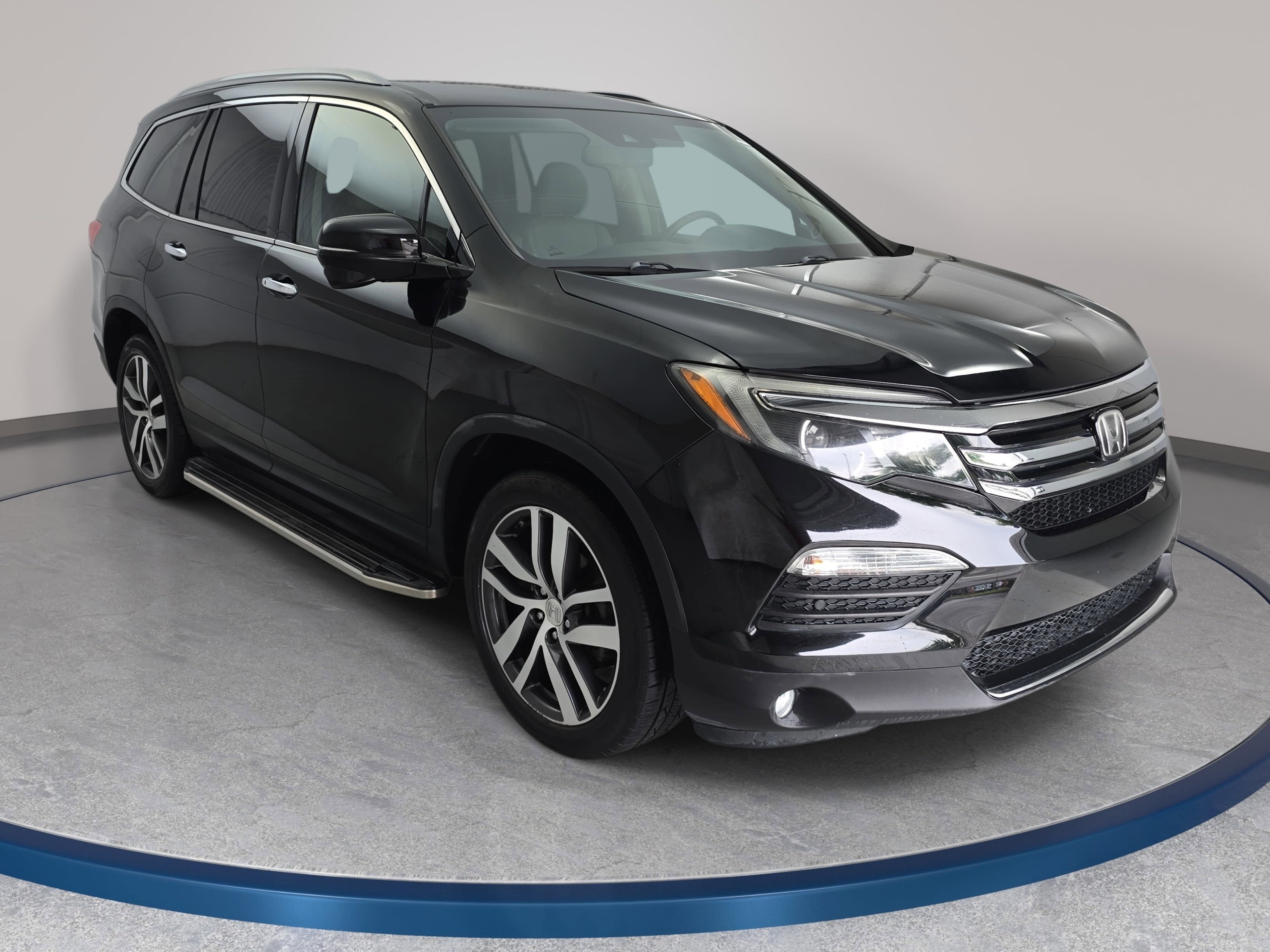 Used 2016 Honda Pilot Touring image 3