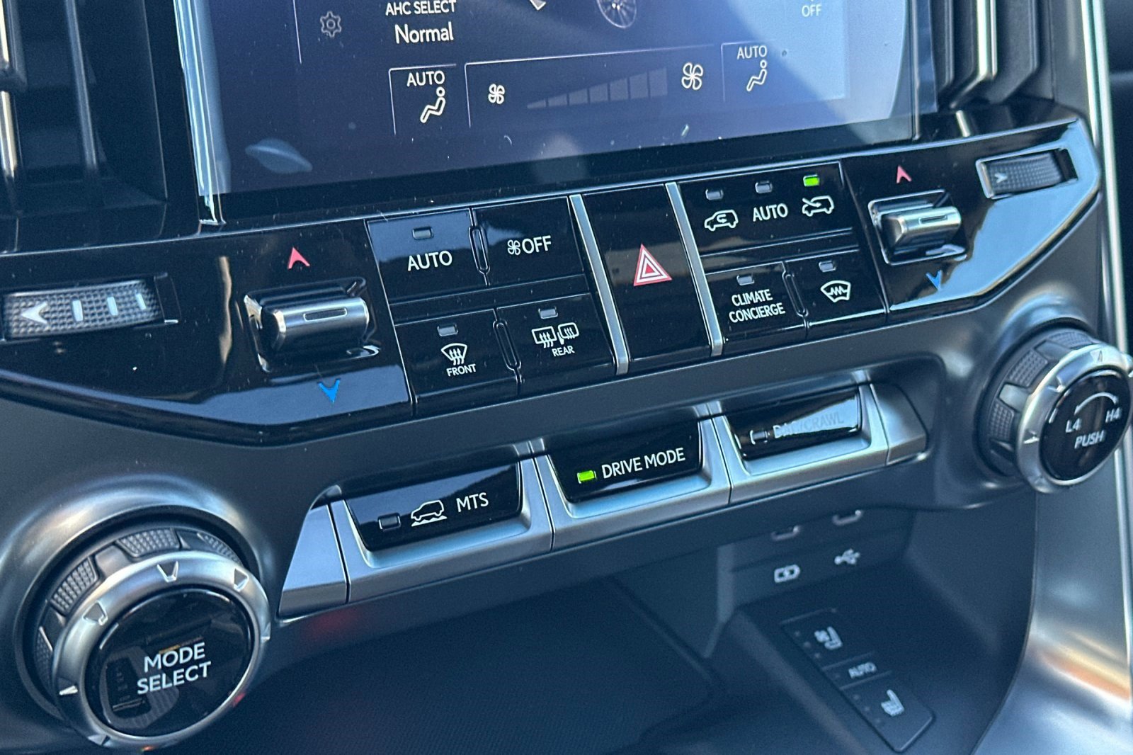 New 2026 Lexus LX 600 F Sport image 15