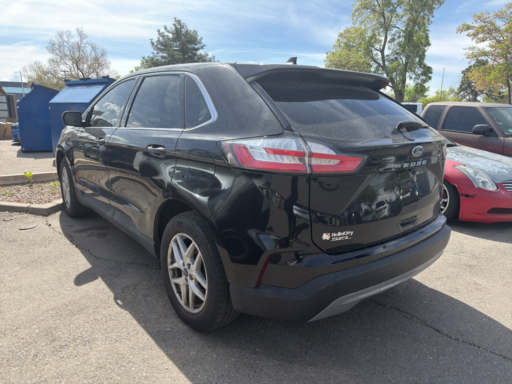 Used 2022 Ford Edge SEL image 11