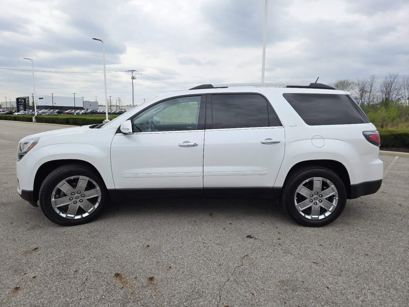 Used 2017 GMC Acadia Limited SLT image 15