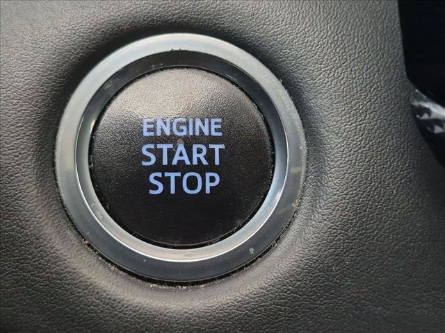 Used 2021 Toyota Highlander XSE FWD image 13