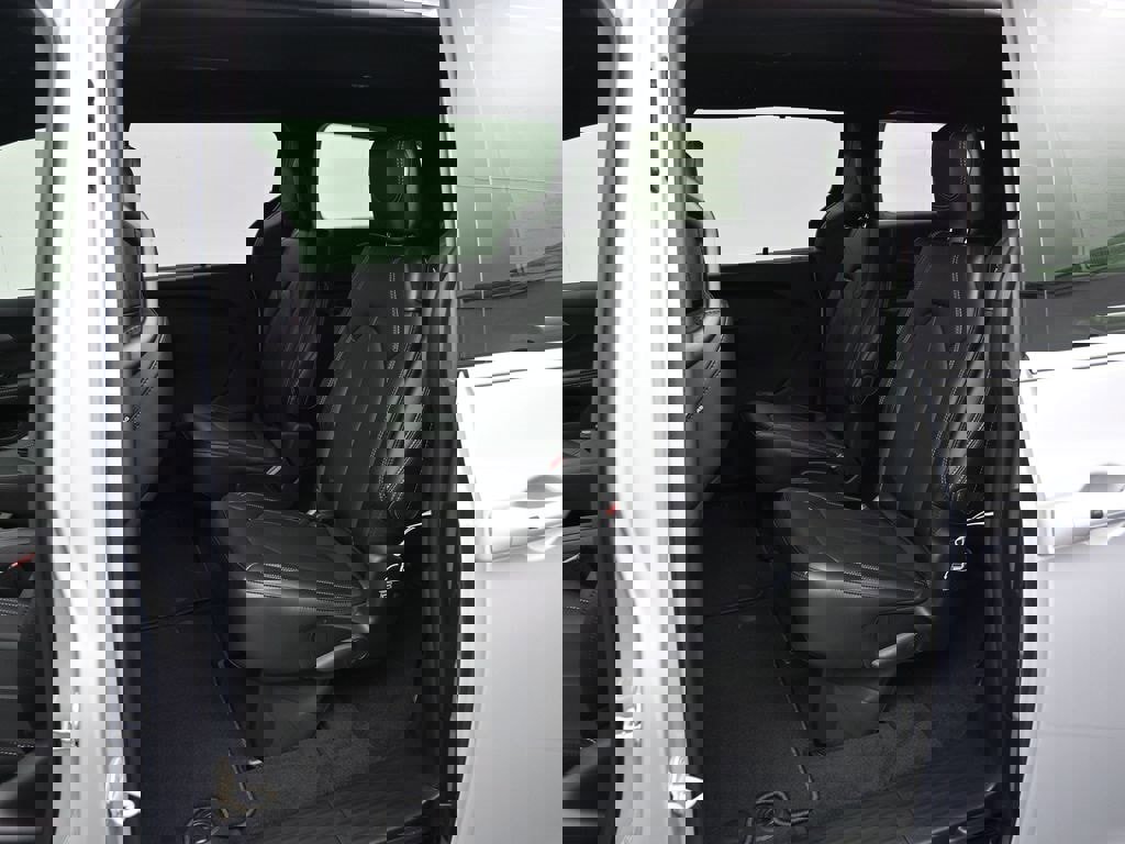 New 2026 Chrysler Pacifica Select image 21