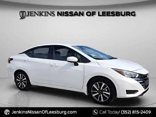 Certified 2025 Nissan Versa SV w/ Trunk Package FWD image 1