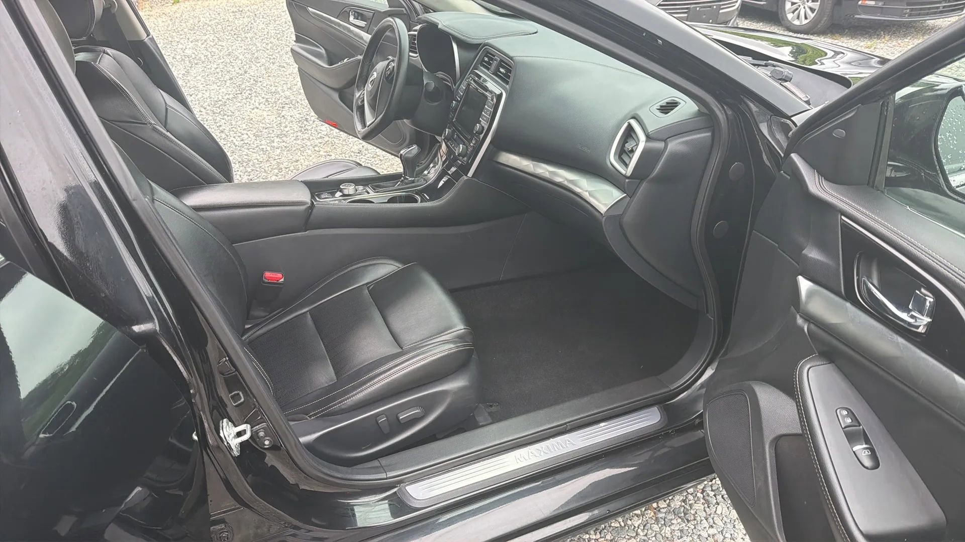 Used 2020 Nissan Maxima 3.5 SV w/ Floor Mat Group FWD image 32