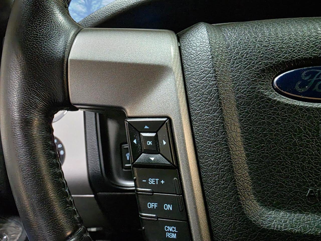 Used 2017 Ford Expedition EL Limited image 32