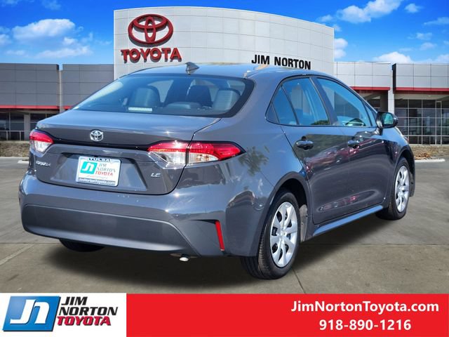 Used 2026 Toyota Corolla LE FWD image 5