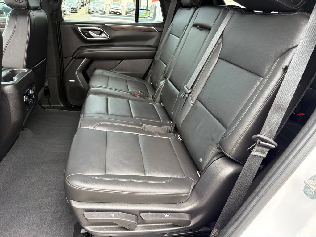 Used 2021 Chevrolet Tahoe LT w/ LT Signature Package RWD image 38