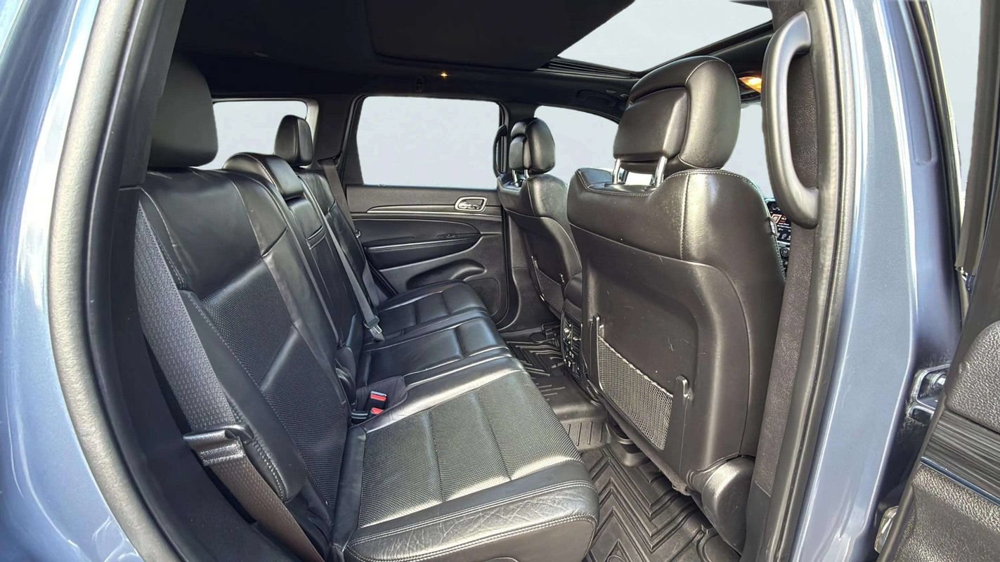 Used 2021 Jeep Grand Cherokee Limited w/ Luxury Group II AWD/4WD image 19