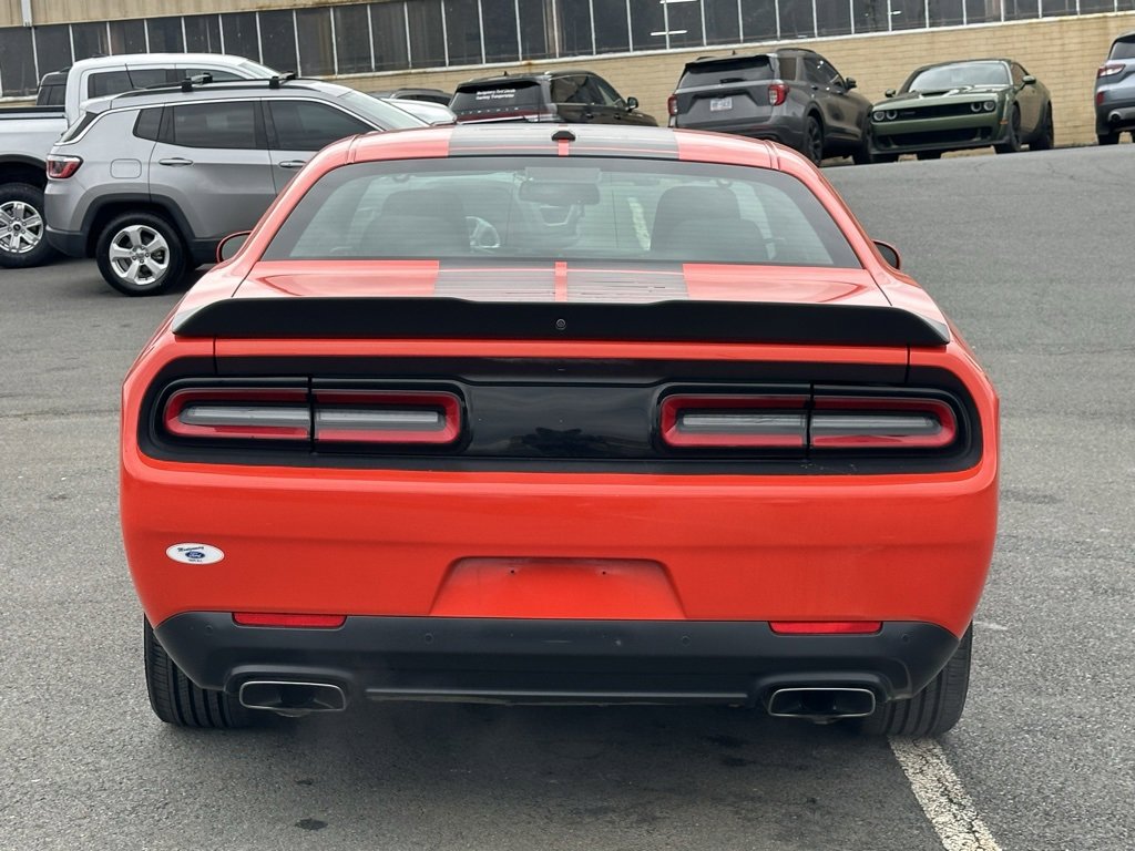 Used 2018 Dodge Challenger R/T w/ Blacktop Package image 8