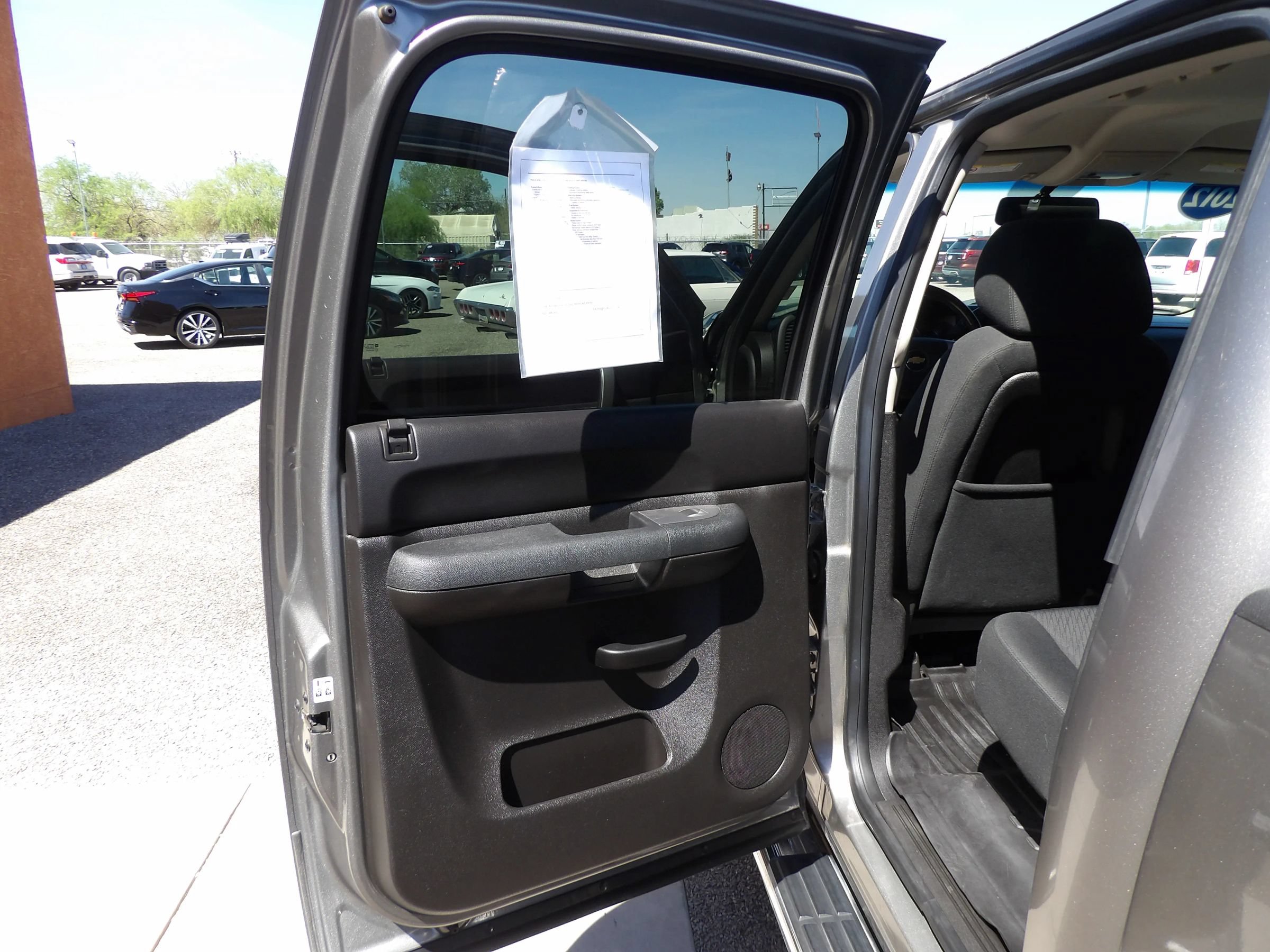 Used 2012 Chevrolet Silverado 2500 LT w/ Interior Plus Package AWD/4WD image 11