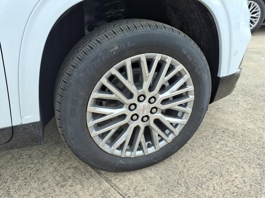 New 2026 GMC Acadia Denali w/ Super Cruise Package image 9