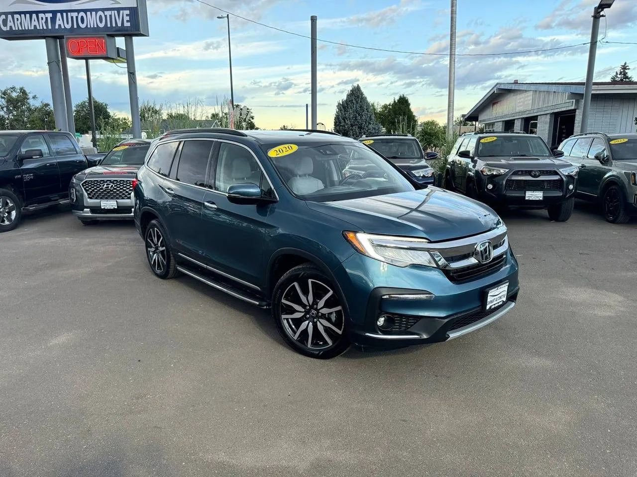 Used 2020 Honda Pilot Elite image 2