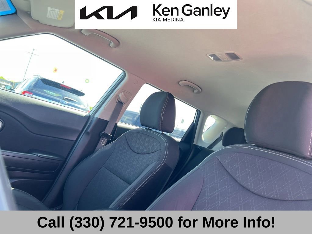Used 2015 Kia Soul FWD image 40