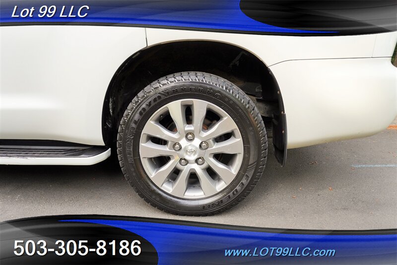 Used 2011 Toyota Sequoia Platinum AWD/4WD image 4