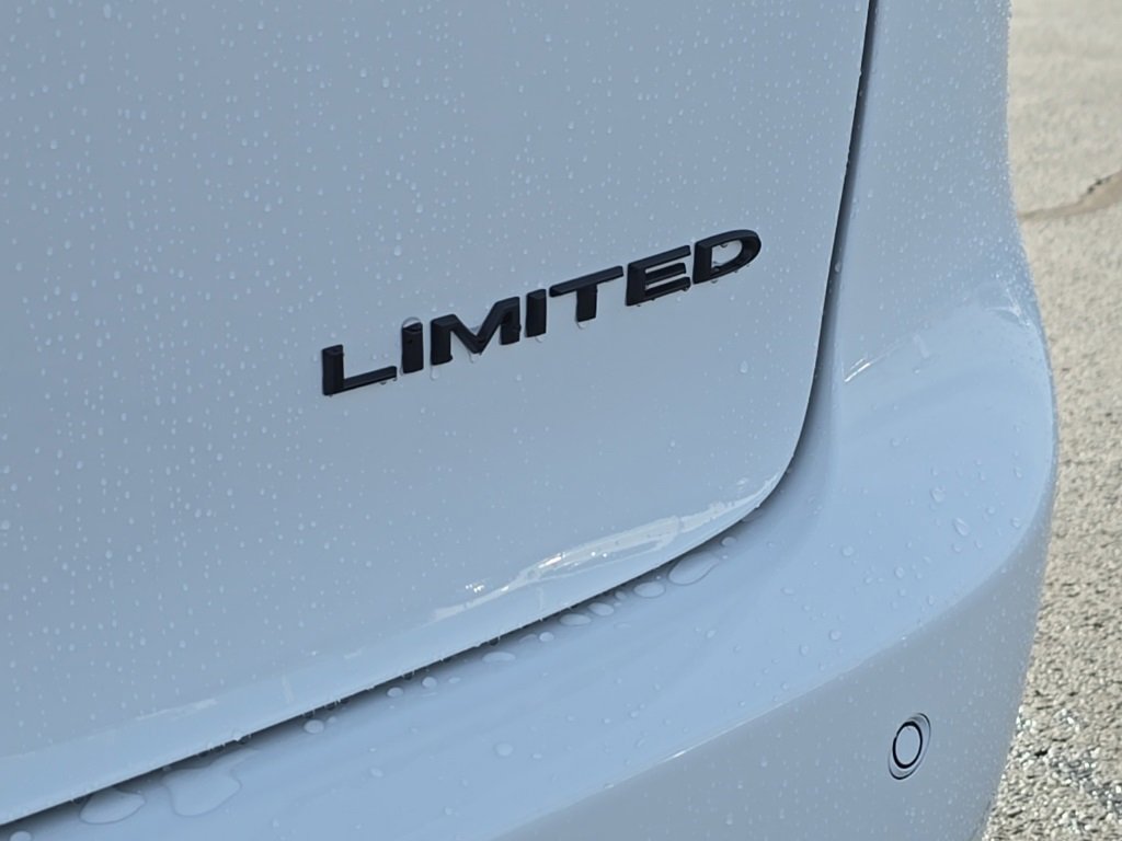 New 2026 Chrysler Pacifica Limited w/ S Appearance Package image 73