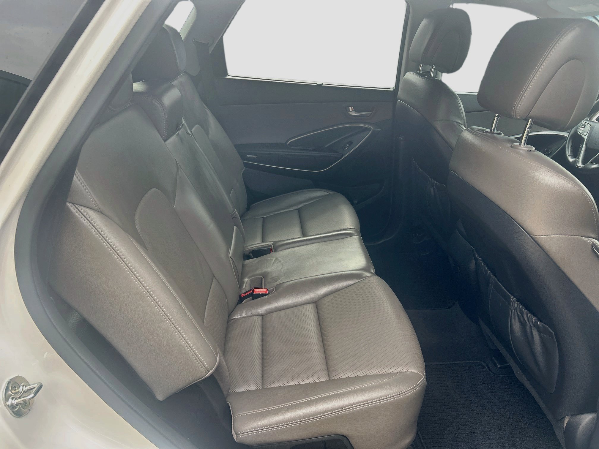Used 2017 Hyundai Santa Fe SE w/ SE Premium Package 02 FWD image 27