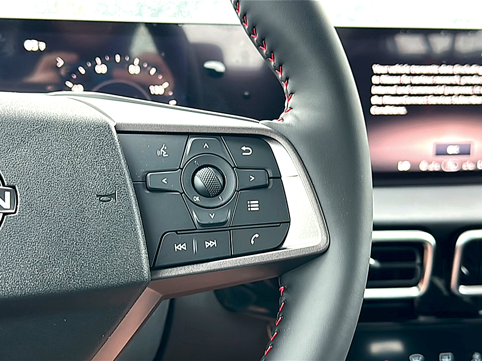 New 2026 Nissan Sentra SR w/ SR All Weather Package FWD image 18