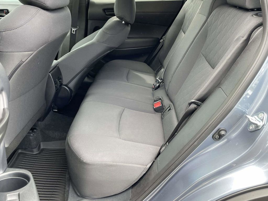 Used 2026 Toyota Corolla Cross LE FWD image 10