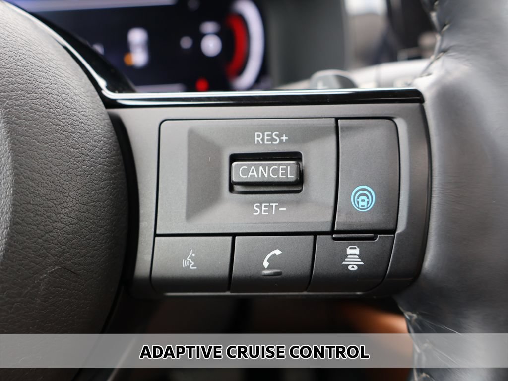 Used 2024 Nissan Pathfinder Platinum w/ Cargo Package AWD/4WD image 5