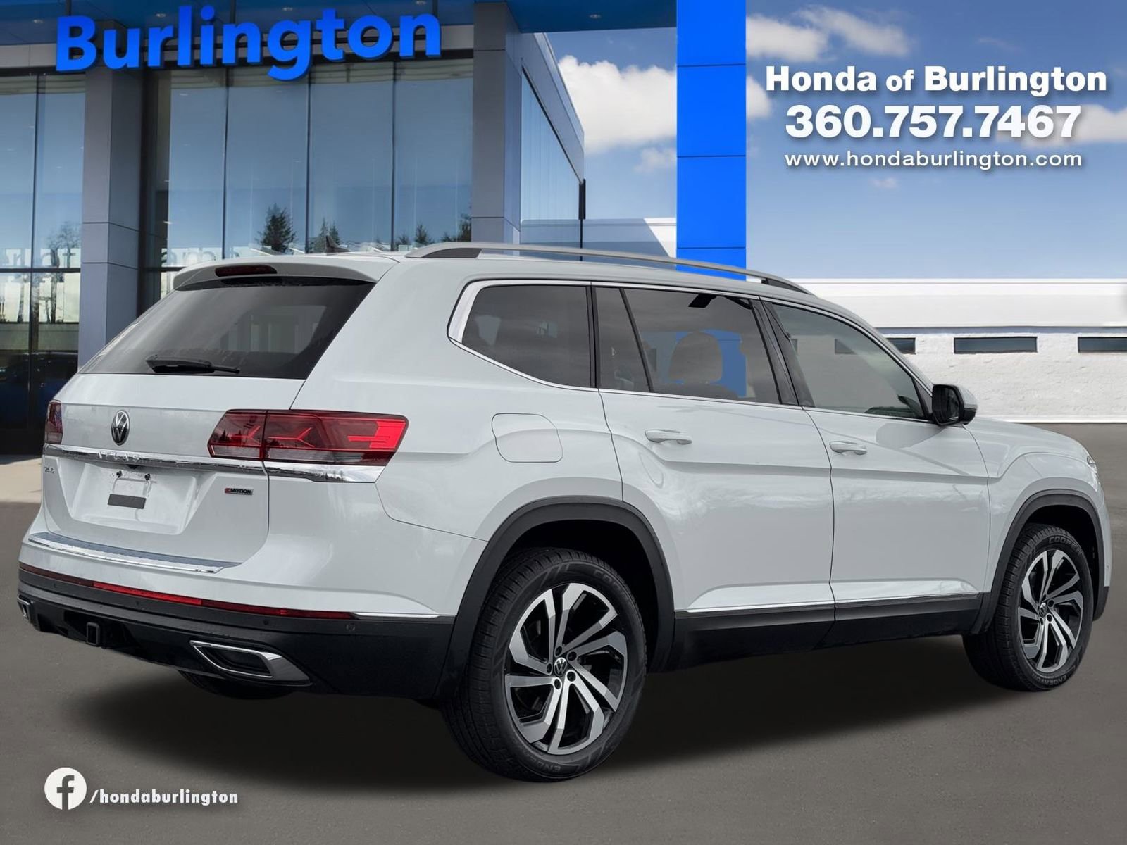 Used 2021 Volkswagen Atlas SEL Premium w/ MDO Package (Bench Seat) image 6