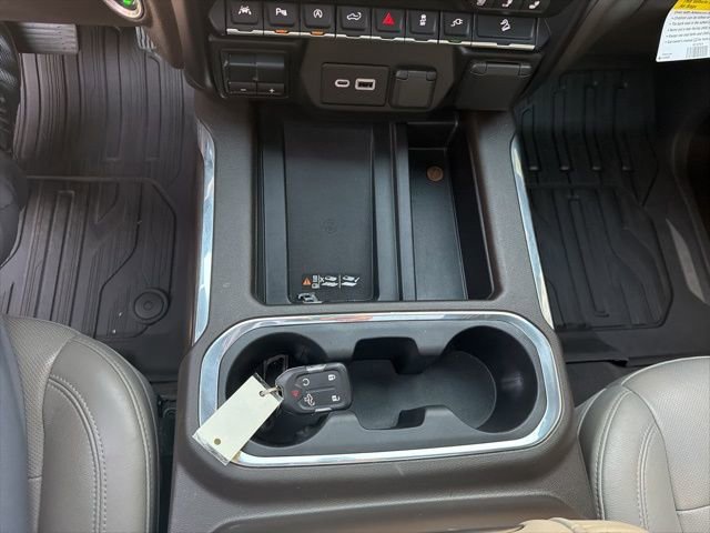 Used 2019 GMC Sierra 1500 SLT w/ SLT Premium Plus Package AWD/4WD image 23