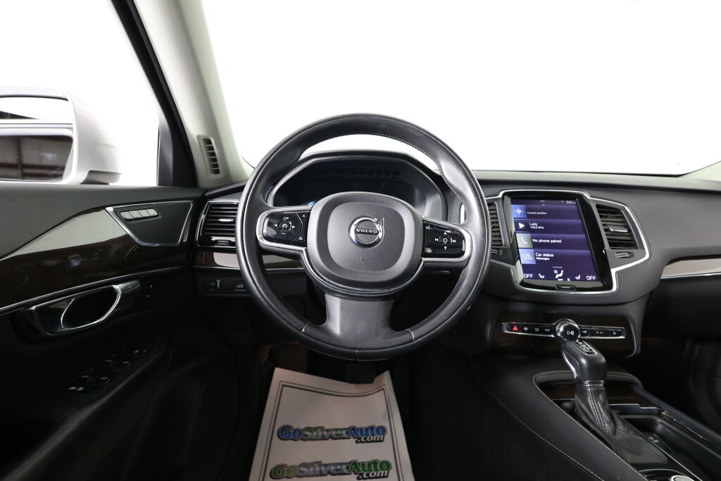 Used 2016 Volvo XC90 T6 Momentum w/ Momentum Plus Package AWD/4WD image 26